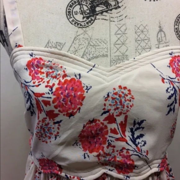 Pins And Needles Women's Spaghetti Strap Blouse Large Silk Floral Beige Coral - Picture 8 of 10